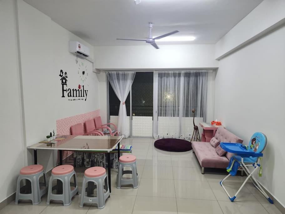 Cozy Familee Homestay Simpang Ampat  Εξωτερικό φωτογραφία